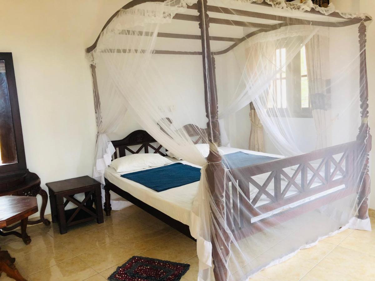 Bed and Breakfast Blue Sea View Унаватуна Экстерьер фото