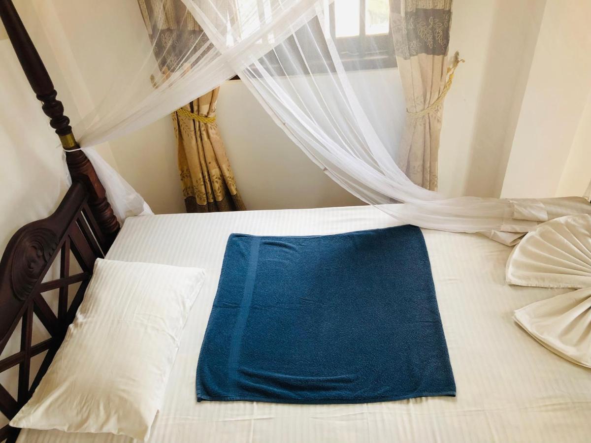 Bed and Breakfast Blue Sea View Унаватуна Экстерьер фото
