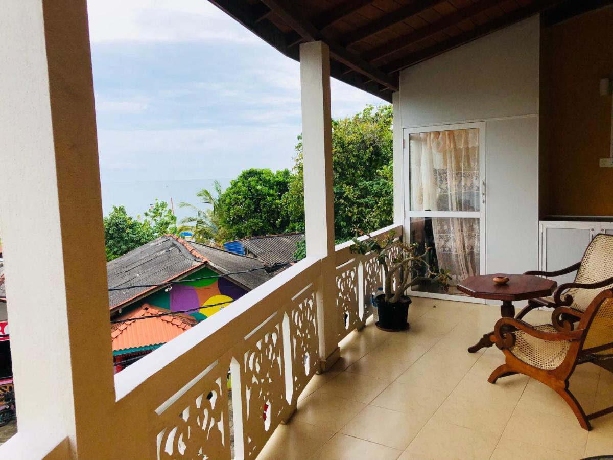 Bed and Breakfast Blue Sea View Унаватуна Экстерьер фото